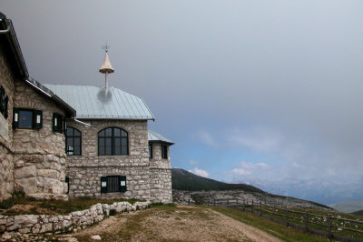 rifugio bolzano . sciliar .jpg