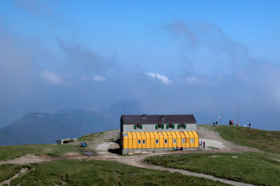 rifugio duca degli abruzzi. appennino .jpg