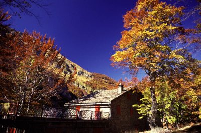 rifugio marchetti .appennino .jpg