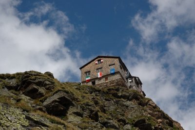 rifugio vedretta pendente. val ridanna .jpg