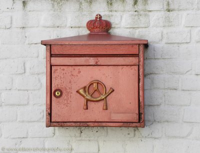 Old mailbox (Dutch?)