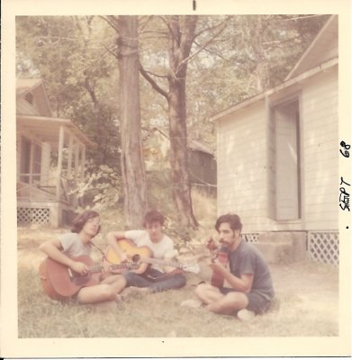 Jody Holtzman, Paul Schneyer CITs & Jerry Tenny Staff 1968.jpg