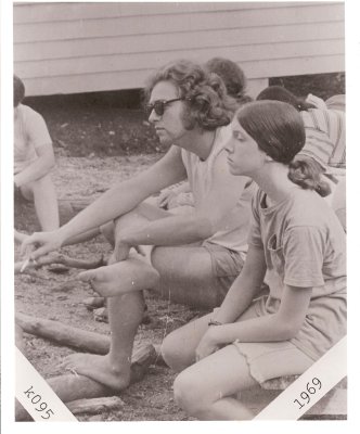 Listening to a lecture Bob Tomashevsky & Elise Harvey 1969.jpg