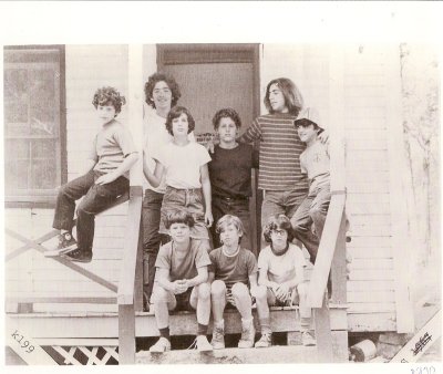 S Itzkowitz & S Vogel with campers, H Bernstein, M Marden, M Tobol, P Newman, B Weinapple, D Zelnick & J Levine1970.jpg