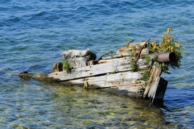 Wreck in Little Tub Harbour