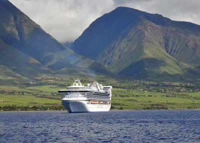 Golden Princess at anchor off Maui