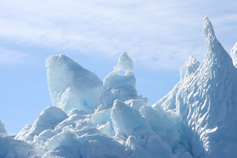 Ice Spikes, Disco Bay