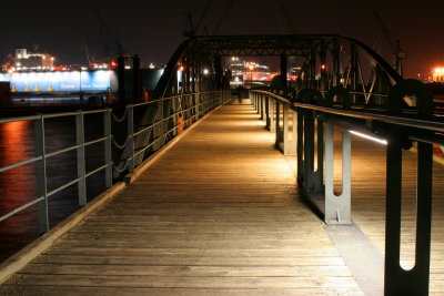 Pier at Hamburg's free-harbour