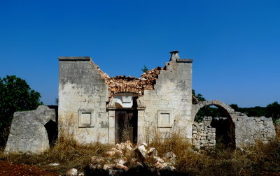 Ceglie Messapica - Italy - Country house collapsed