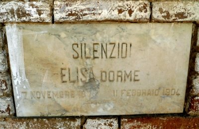 SILENCE  !.... Elisa sleeping   07\11\1879  - 11\02\1904