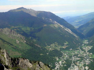 Peyre Nre (1747 m, au 1er plan), Cabaliros (2334 m) et Cauterets