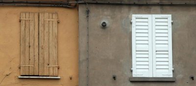 Windows in Comacchio 3