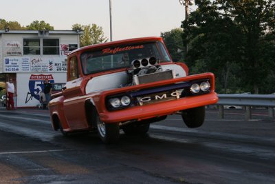 Violent GMC Truck