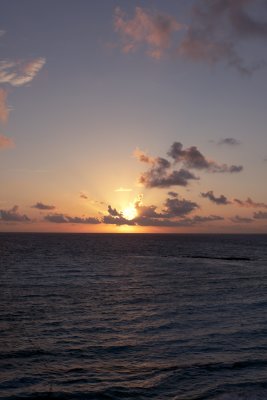cancun sunrise001_1.jpg
