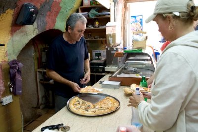 410-Lunch near the Cardo.JPG