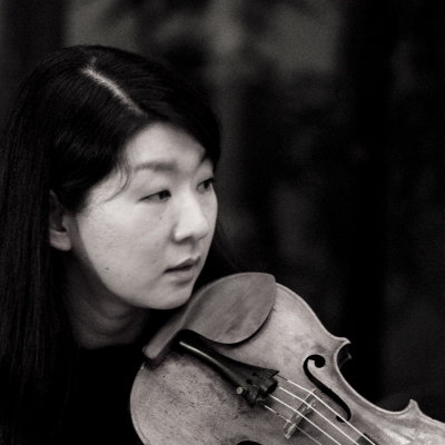 Chika Sasaki : Violin