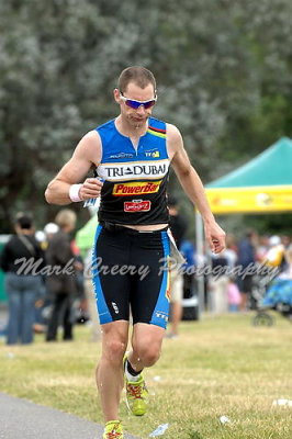 canberrahalfiron_run240.jpg
