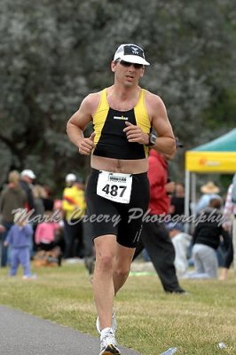 canberrahalfiron_run325.jpg
