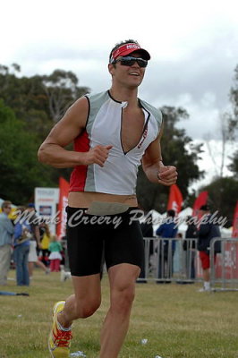 canberrahalfiron_run436.jpg