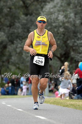 canberrahalfiron_run490.jpg