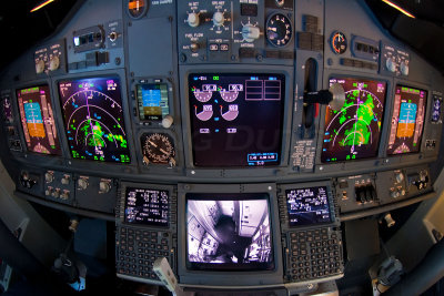 Cabin observation in the cockpit