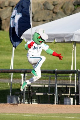 Webbly the mascot gets air