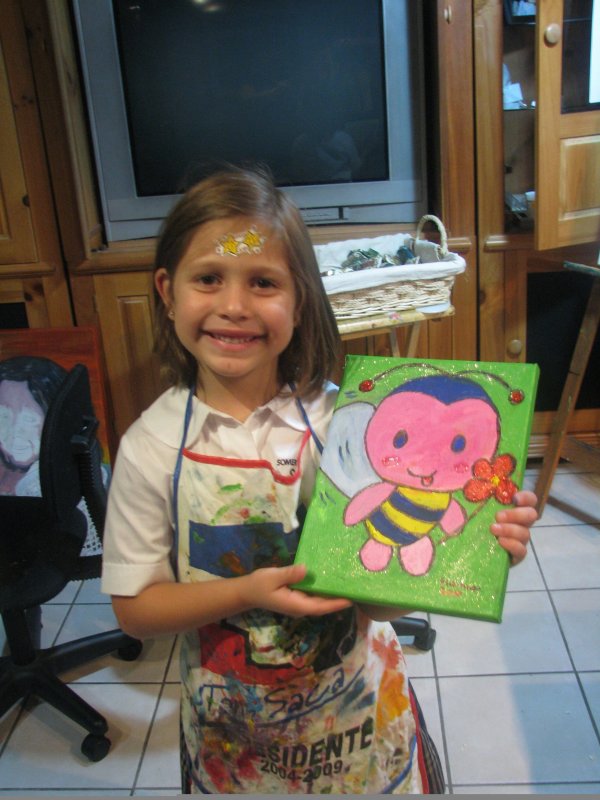 GIANA ANSHULTZ