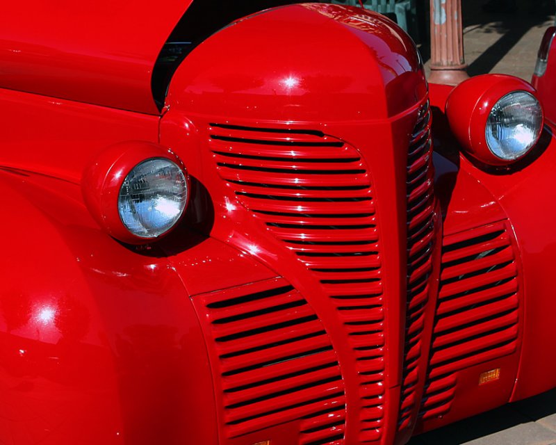 Chevrolet 1930s Red PU GG CS3Crop.jpg