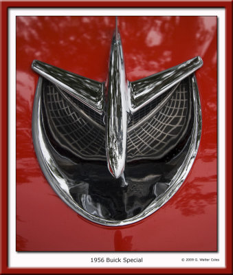 Buick 1956 Special wagon Ornament.jpg