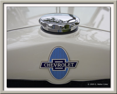 Chevrolet 1930 Convertible Logo.jpg