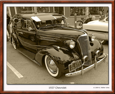 Chevrolet 1937 Sedan F.jpg