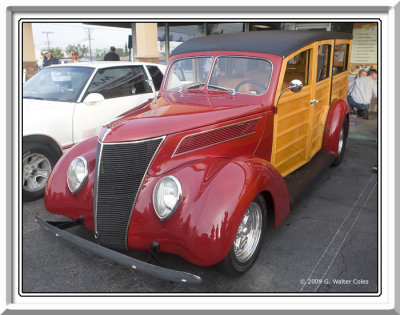 Ford4 1940s Woody Wgn Red DD.jpg