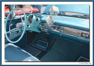 Chevrolet 1957 Convertible Dash SA.jpg