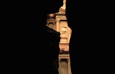 Petra 's shapes and colours...