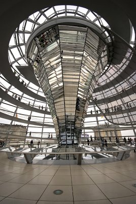 tomasz pawelek- berlin in colour - Reichstag complex 003.jpg