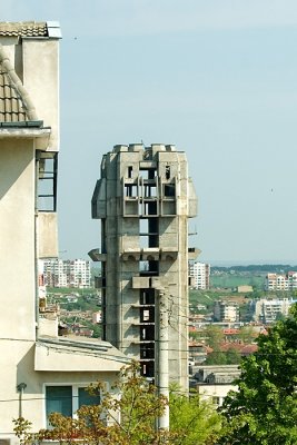 bulgaria 2009 - shumen - concrete building.jpg