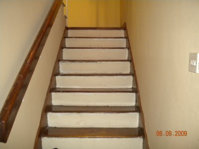 stair to bedroom.jpg