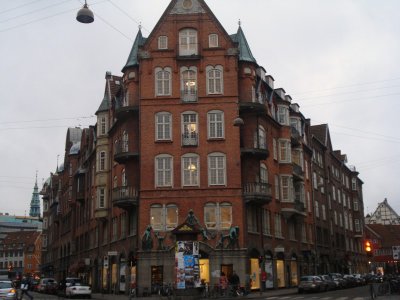 Copenhagen Building 2.jpg