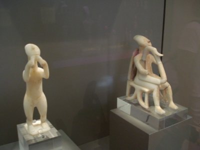 Aulos and Harp Players from Keros - National Archaeological Museum.jpg