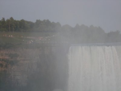 Tourists on American Side.jpg