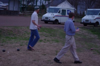 Playing Bocce (3).jpg