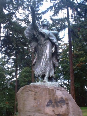 Secajawea Stature in Washington Park.jpg