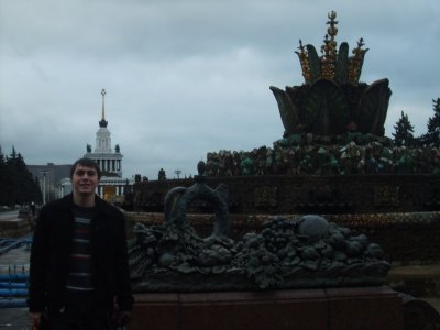 Zhenya at Friendship of Nations Fountain at All-Russia Exhibition Centre.jpg