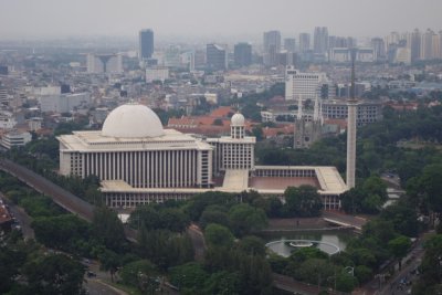 Istiqlal Mosque - National Mosque from Top of Monas.jpg