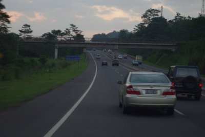 Road from Bandung to Jakarta (2).jpg