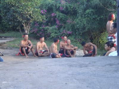 Kecak Dancers at Uluwatu.jpg