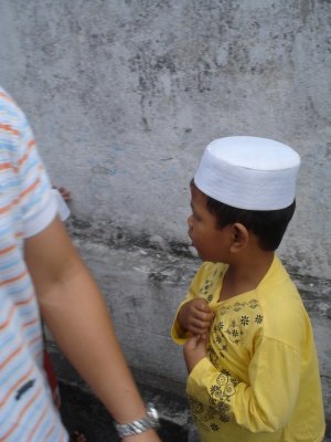 Local Boy Near Masjid Bawah Tanah.jpg