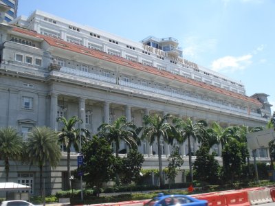 Fullerton Hotel.jpg