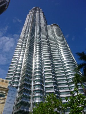 Petronas Towers (2).jpg