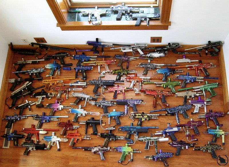 Lot o guns